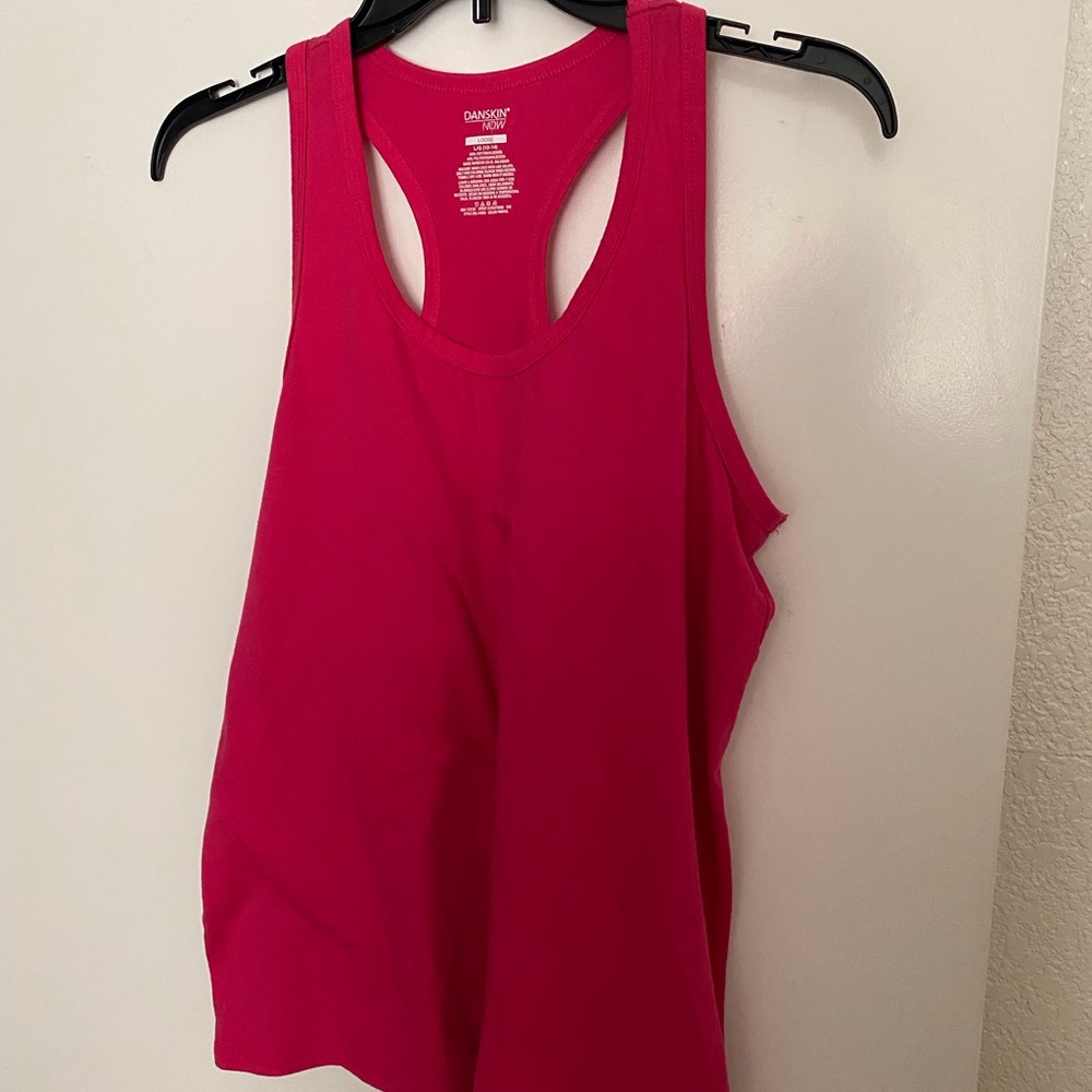 Large Danskin Now razor back tank